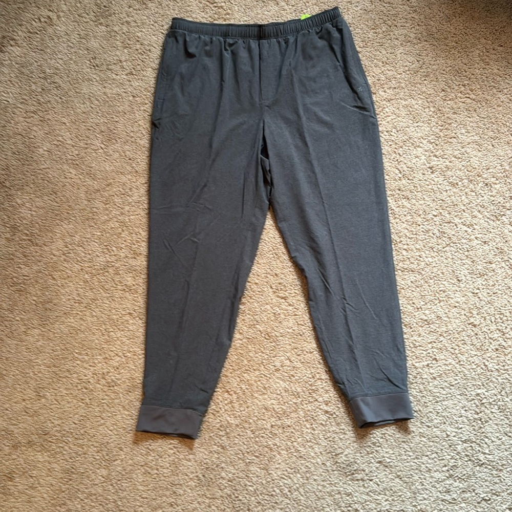 DSG Men’s Utility Jogger *New w/ Tags* L